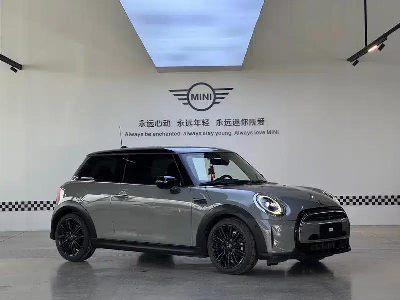 MINI 2022 Facelift 1.5T COOPER Classic — миниатюра 3