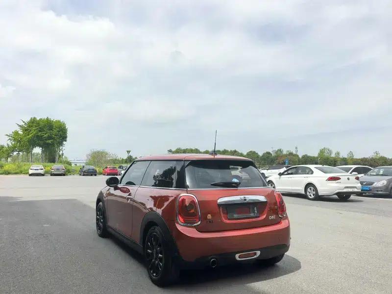 2014 MINI 1.2T ONE — миниатюра 4