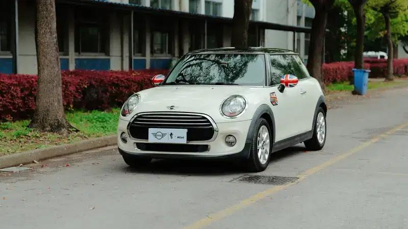 2014 MINI 1.5T COOPER Fun — миниатюра 1