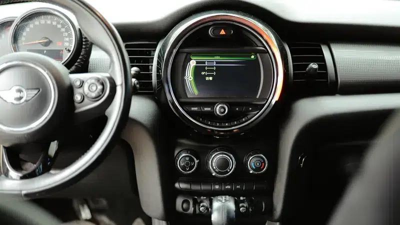 2014 MINI 1.5T COOPER Fun — миниатюра 6