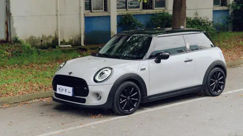 MINI 2019 1.5T COOPER Artist — миниатюра 1