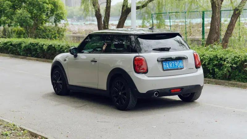 MINI 2019 1.5T COOPER Artist — миниатюра 3