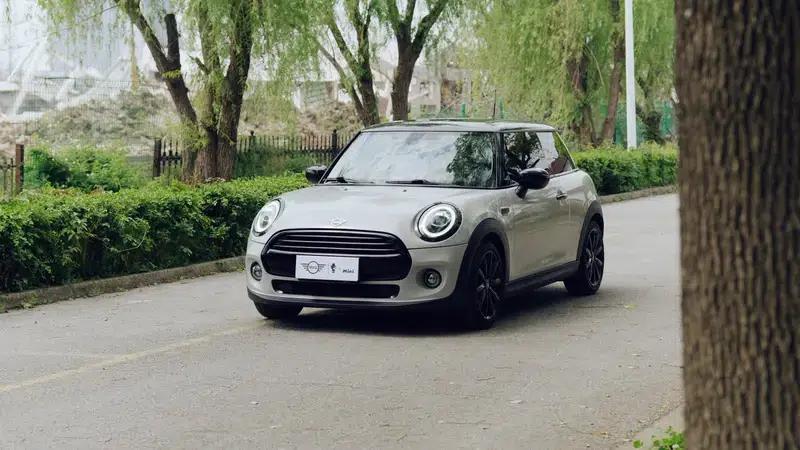 MINI 2019 1.5T COOPER Artist — миниатюра 6