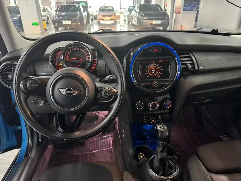 2015 MINI 1.5T COOPER Fun 5-Door — миниатюра 5