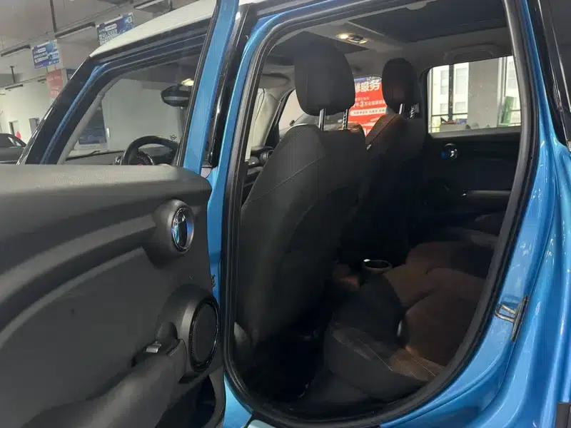 2015 MINI 1.5T COOPER Fun 5-Door — миниатюра 8