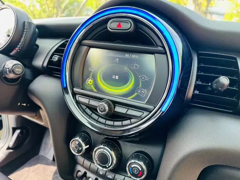 2014 MINI 1.5T COOPER Fun — миниатюра 11