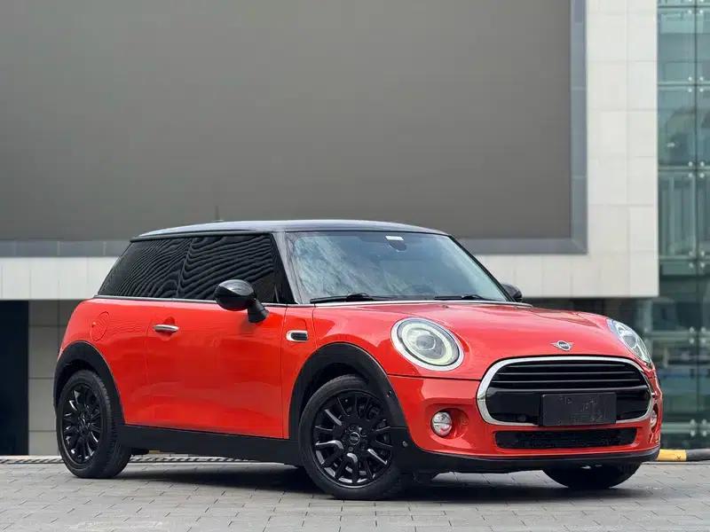 2018 MINI 1.5T COOPER Classic — миниатюра 2