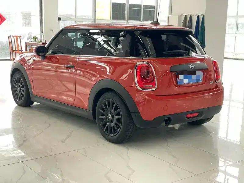 2018 MINI 1.5T ONE PLUS — миниатюра 4