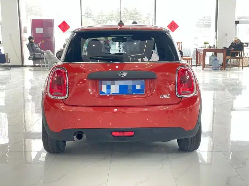 2018 MINI 1.5T ONE PLUS — миниатюра 5