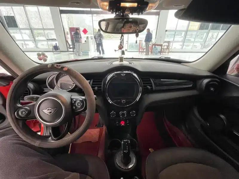 2018 MINI 1.5T ONE PLUS — миниатюра 8