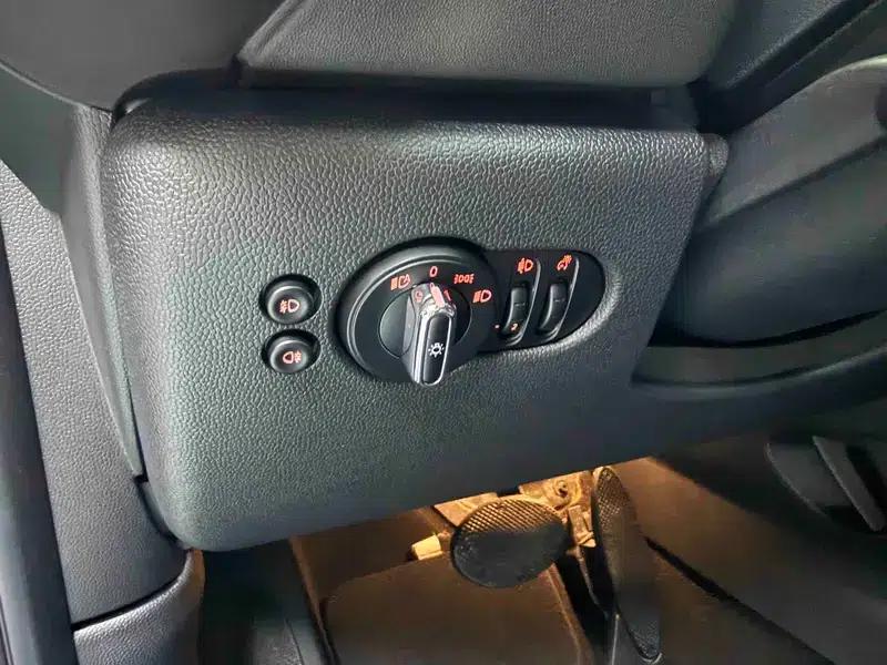 MINI 2016 1.2T ONE Pioneer — миниатюра 30