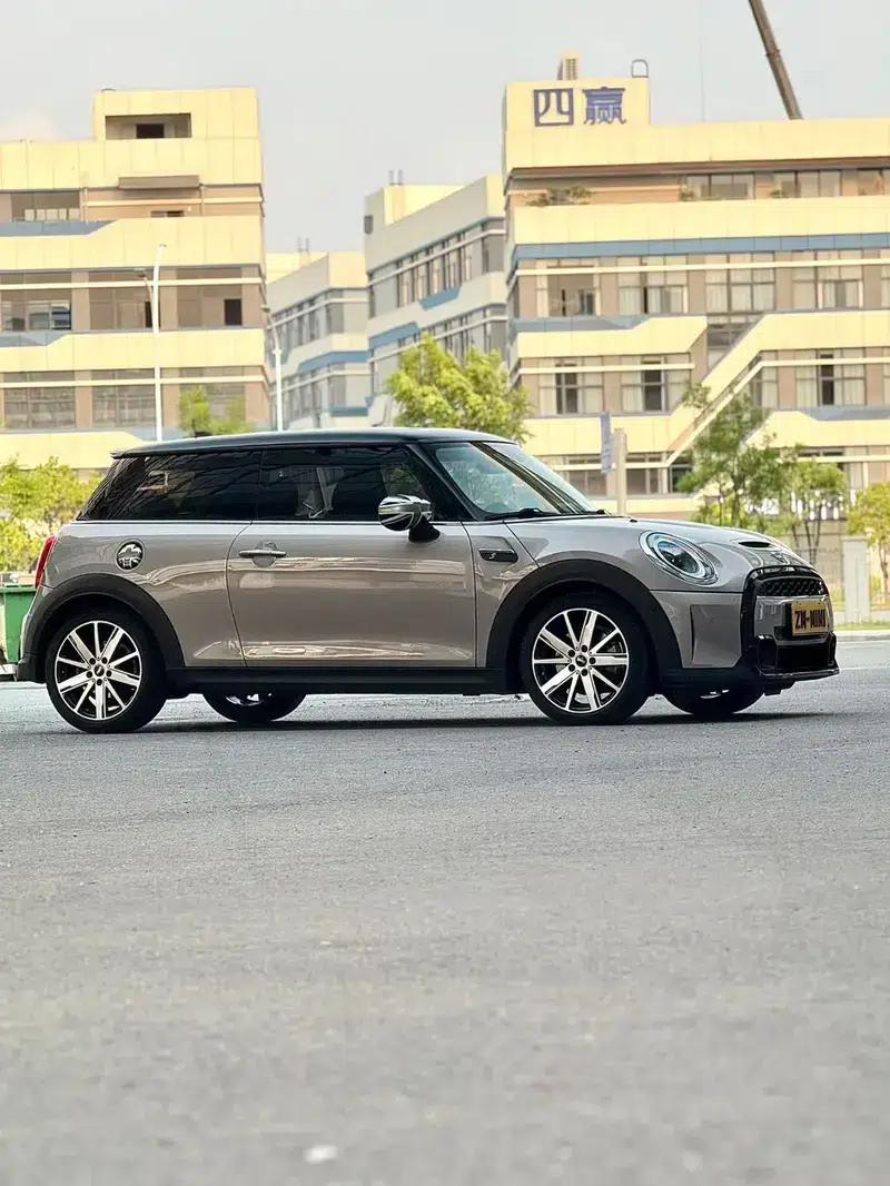 MINI 2022 2.0T COOPER S Classic — миниатюра 4