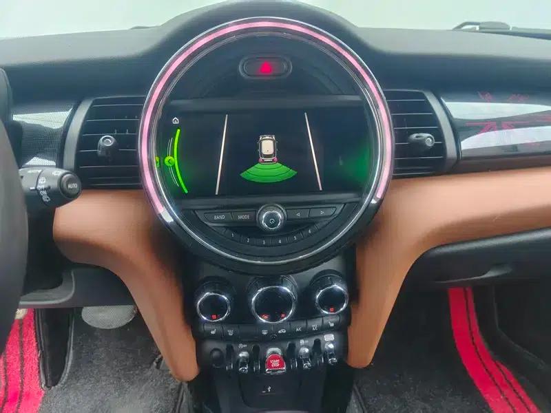 MINI 2020 1.5T COOPER Artist — миниатюра 5