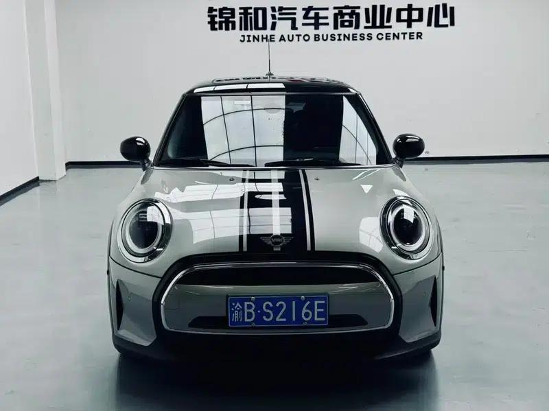 MINI 2023 1.5T COOPER Artist — миниатюра 2