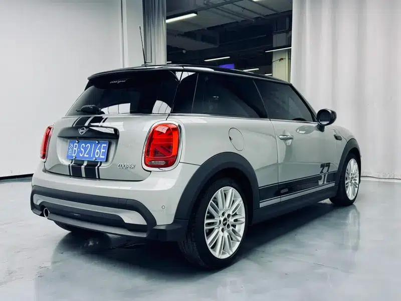 MINI 2023 1.5T COOPER Artist — миниатюра 5