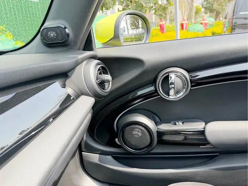 MINI 2023 1.5T COOPER CABRIO Artist — миниатюра 12