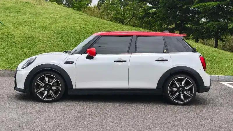 MINI 2022 2.0T COOPER S Artist 5-Door Edition — миниатюра 4