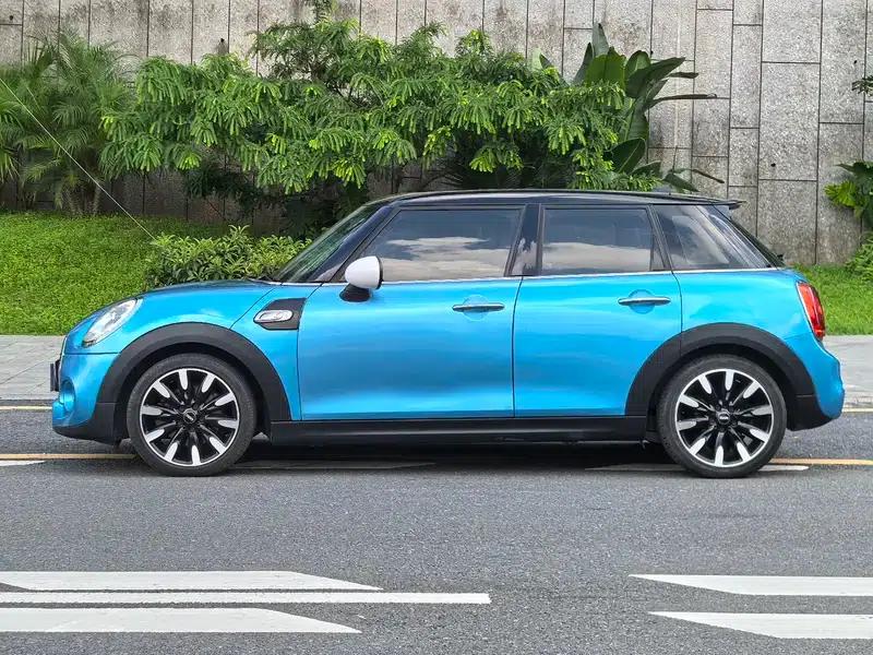 2015 MINI 2.0T COOPER S 5-door version — миниатюра 4