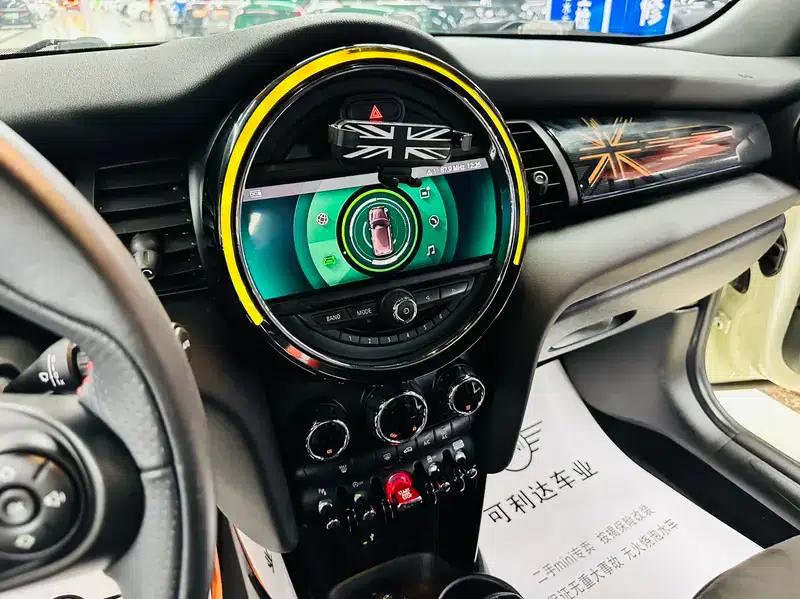 2021 MINI 1.5T COOPER Racer — миниатюра 19