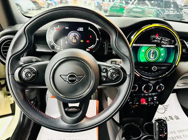 2021 MINI 1.5T COOPER Racer — миниатюра 28