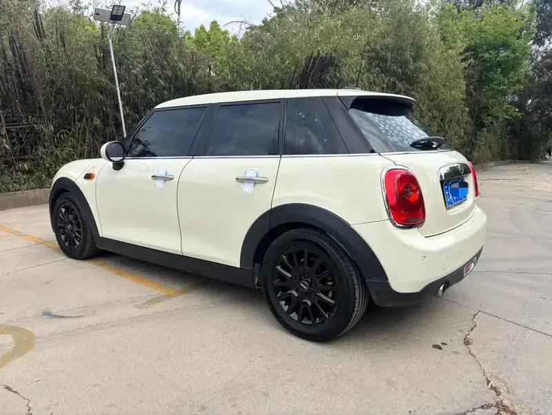 2018 MINI 1.5T ONE 5-Door Edition — миниатюра 4