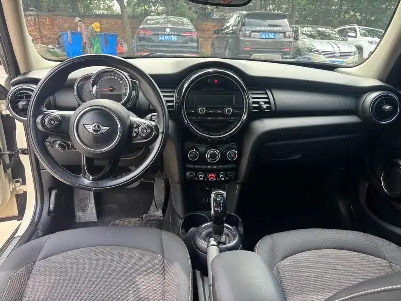 2018 MINI 1.5T ONE 5-Door Edition — миниатюра 7