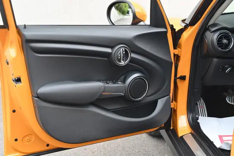 2016 MINI 1.2T ONE Avant-garde 5-Door Edition — миниатюра 12