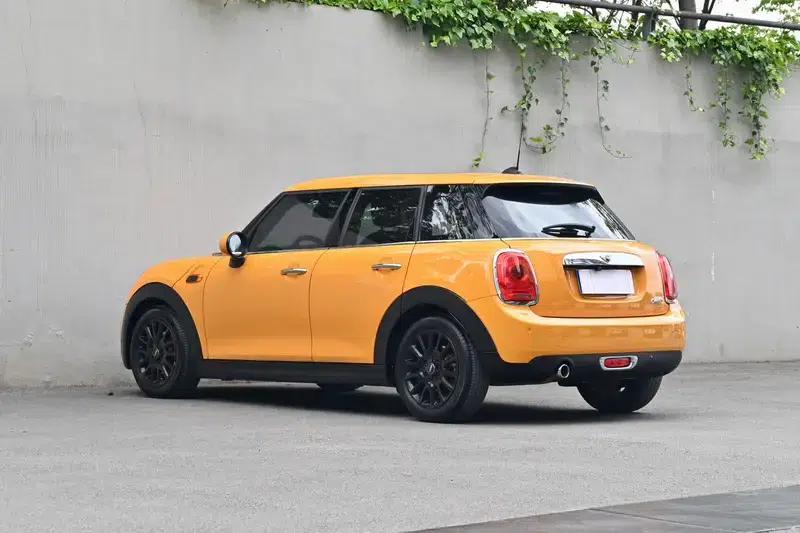 2016 MINI 1.2T ONE Avant-garde 5-Door Edition — миниатюра 5