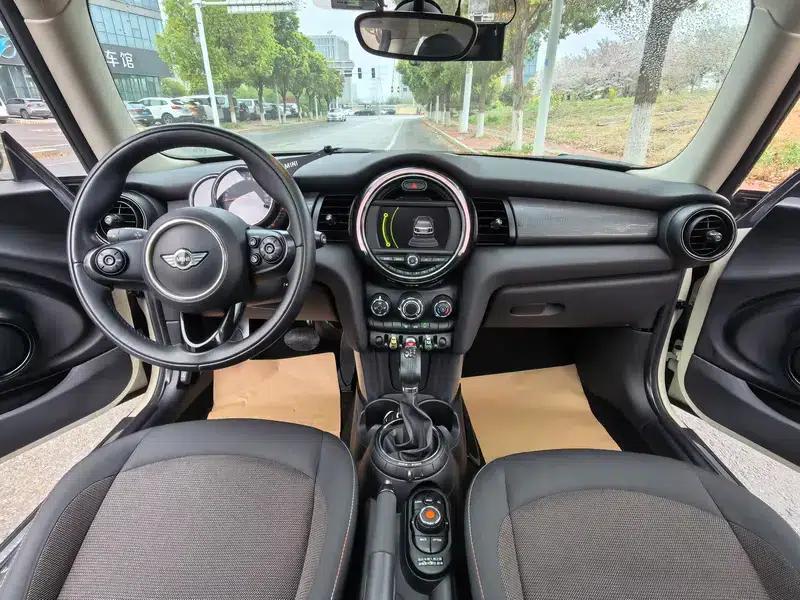 2016 MINI 1.5T COOPER — миниатюра 8