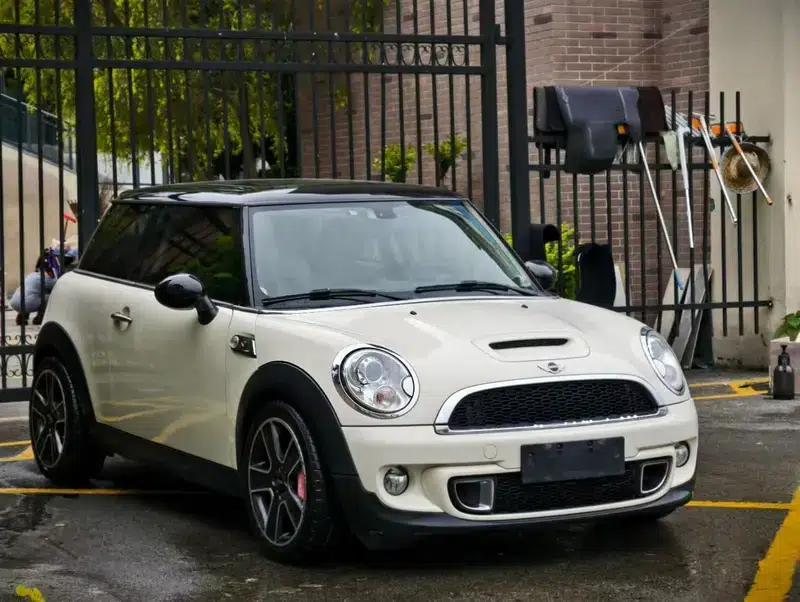 2012 MINI 1.6T COOPER S Fun — миниатюра 3