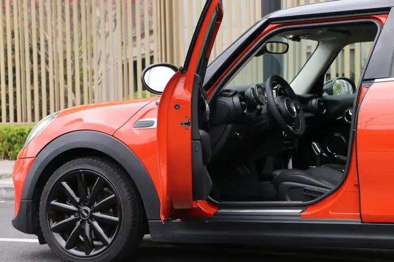 2018 MINI 1.5T COOPER Artist 5-Door Edition — миниатюра 15