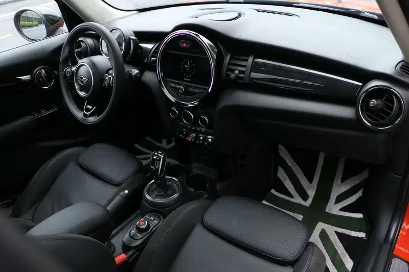 2018 MINI 1.5T COOPER Artist 5-Door Edition — миниатюра 18