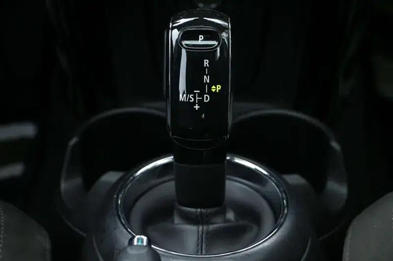 2018 MINI 1.5T COOPER Artist 5-Door Edition — миниатюра 21