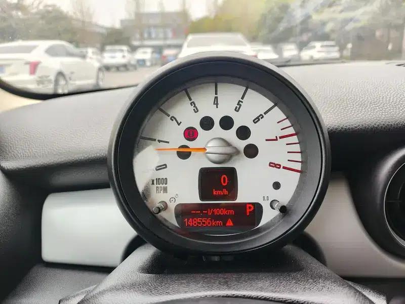 MINI 2012 1.6L ONE Baker Street — миниатюра 8