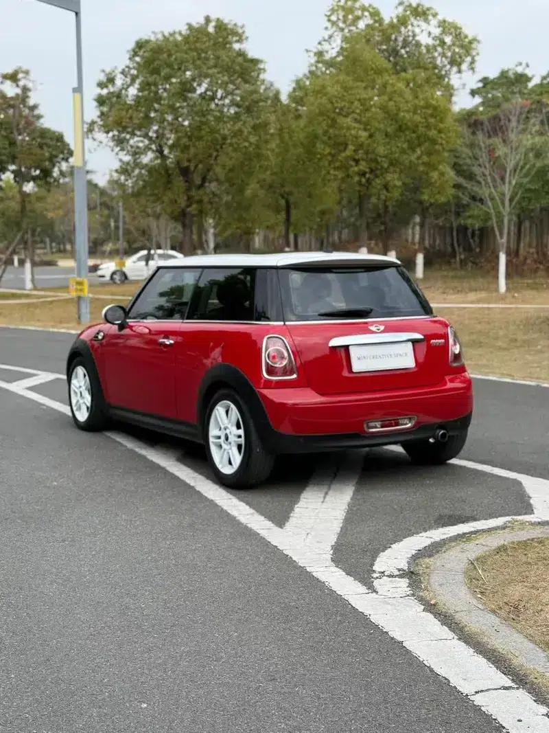 MINI 2011 1.6L COOPER Excitement — миниатюра 4