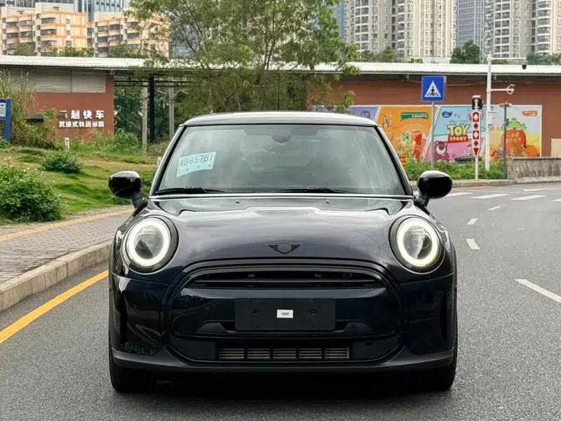 MINI 2023 1.5T COOPER Purple Night Escape Special Edition — миниатюра 2