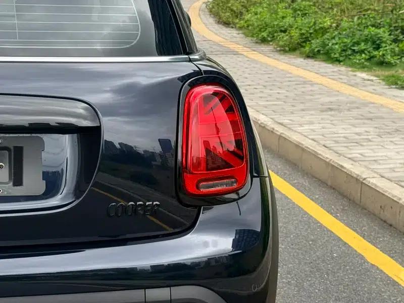 MINI 2023 1.5T COOPER Purple Night Escape Special Edition — миниатюра 8