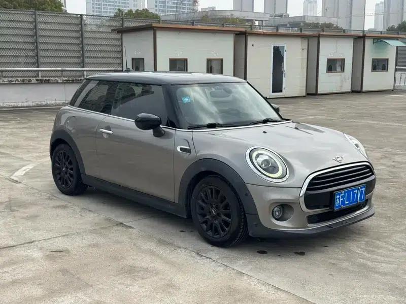 MINI 2020 1.5T COOPER Classic — миниатюра 3