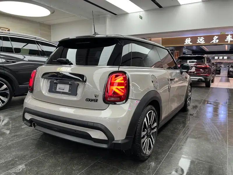 MINI 2021 1.5T COOPER Artist — миниатюра 6