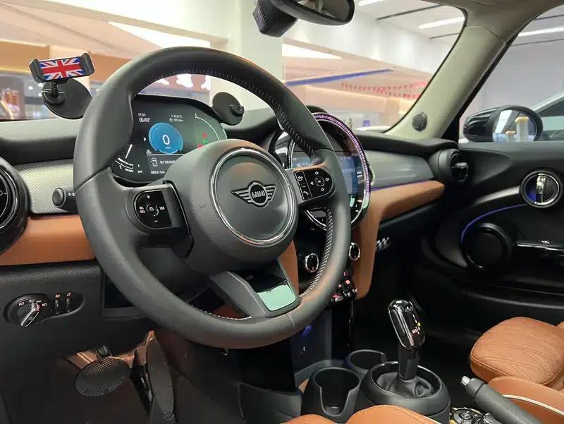 MINI 2021 1.5T COOPER Artist — миниатюра 10