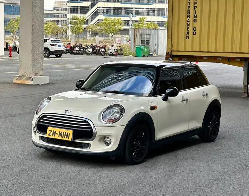 2015 MINI 1.5T COOPER Fun 5-Door — миниатюра 1