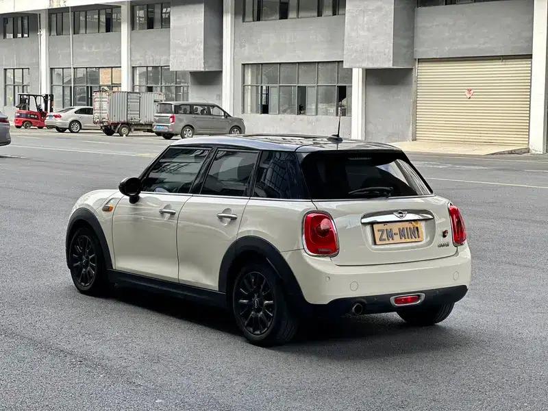 2015 MINI 1.5T COOPER Fun 5-Door — миниатюра 4