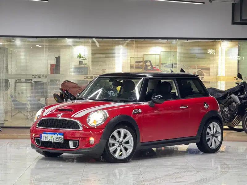 2012 MINI 1.6T COOPER S Bayswater — миниатюра 1