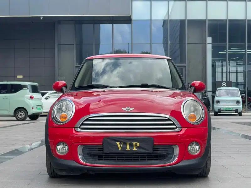 MINI 2013 1.6L ONE Limited Edition - First Model — миниатюра 2