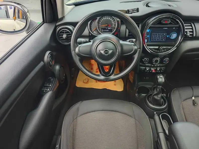 2015 MINI 1.2T ONE 5-Door — миниатюра 12