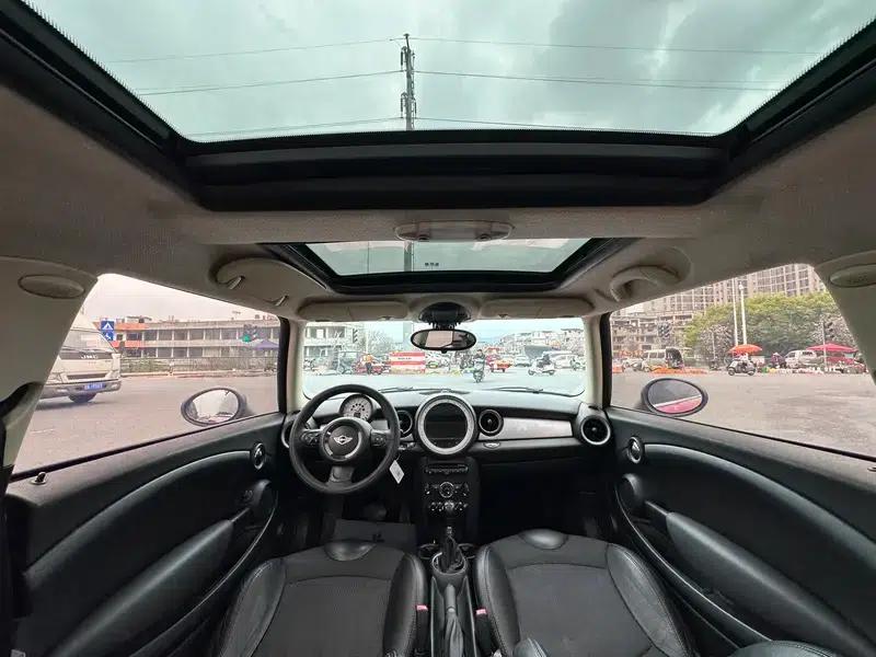 MINI 2013 1.6L ONE Limited Edition Third Model — миниатюра 8