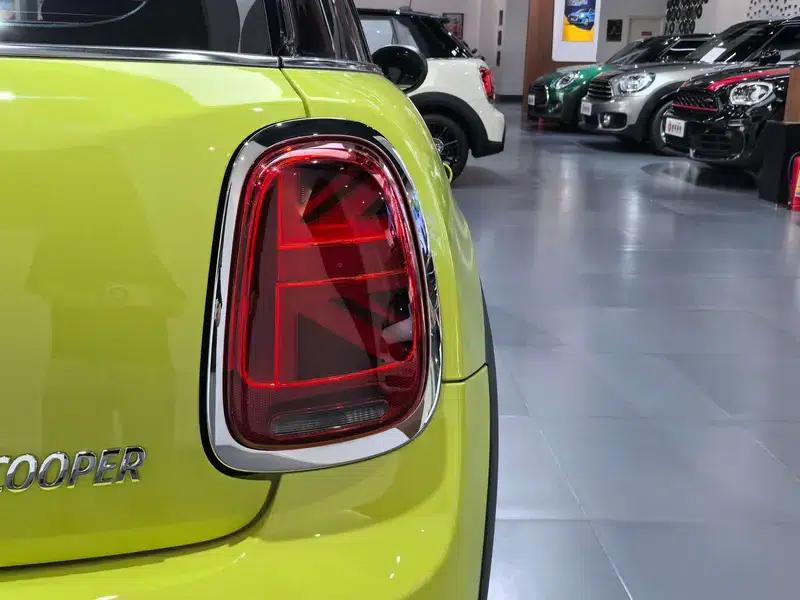 MINI 2023 1.5T COOPER Artist 5-Door Edition — миниатюра 8