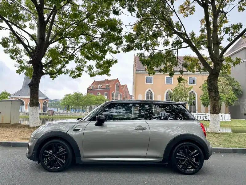 MINI 2020 1.5T COOPER Racer — миниатюра 3