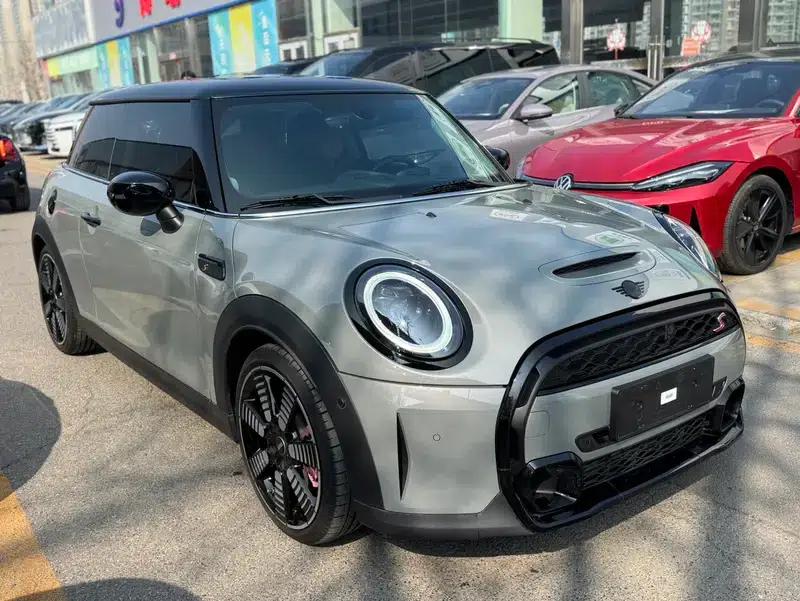 MINI 2023 Facelift 2.0T COOPER S Artist — миниатюра 3