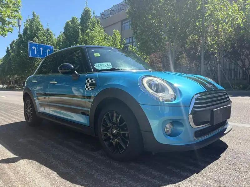 2015 MINI 1.5T COOPER Excitement 5-door version — миниатюра 3